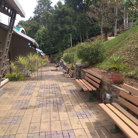 Windale Resorts Pooppara エクステリア 写真