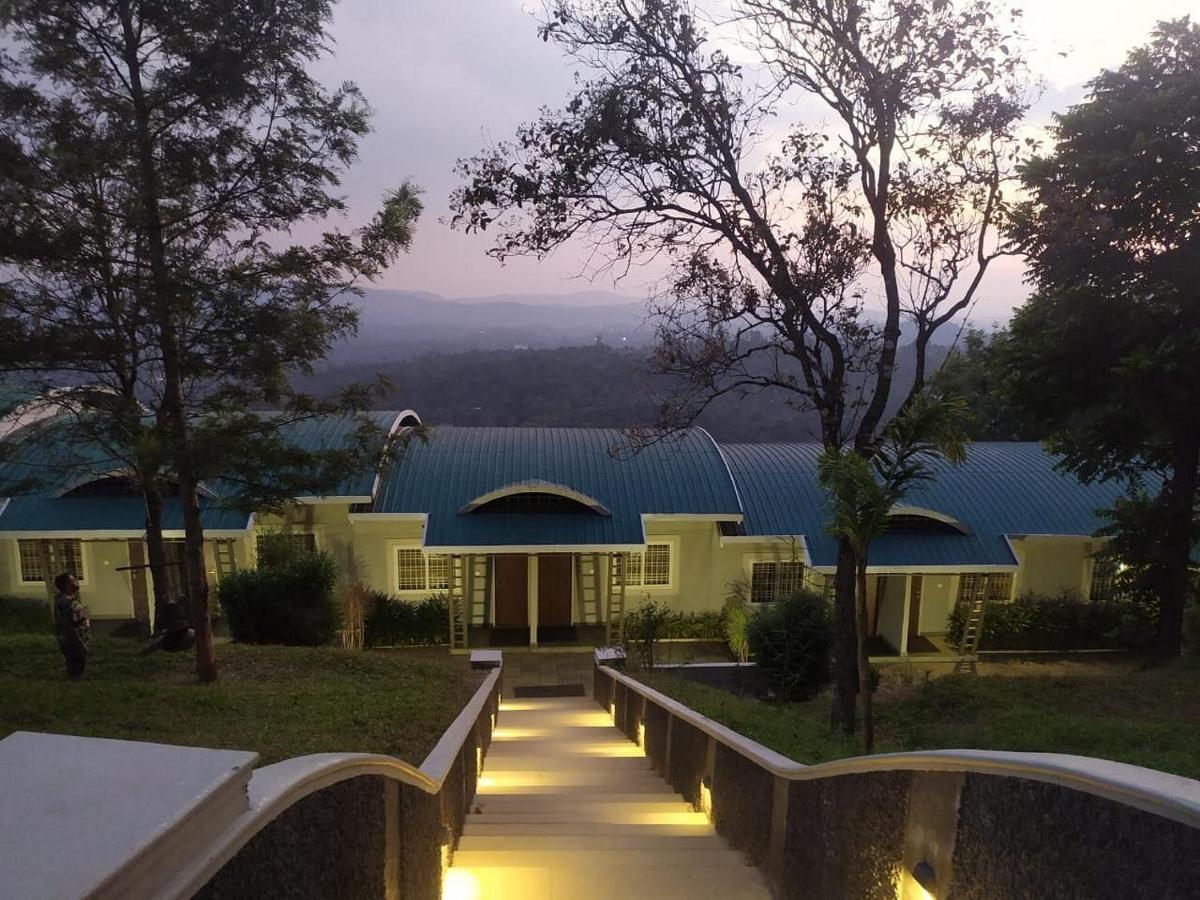 Windale Resorts Pooppara エクステリア 写真